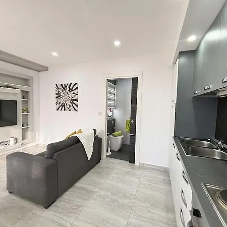 Elegant Penthouse St Julians Stj 3 9 Lägenhet St. Julian's