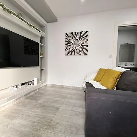 Elegant Penthouse St Julians Stj 3 9 아파트